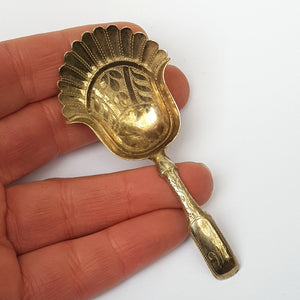 Sterling Silver Stylised Feathered Gallery Bowl Tea Caddy Spoon Antique Georgian Birmingham Circa 1790