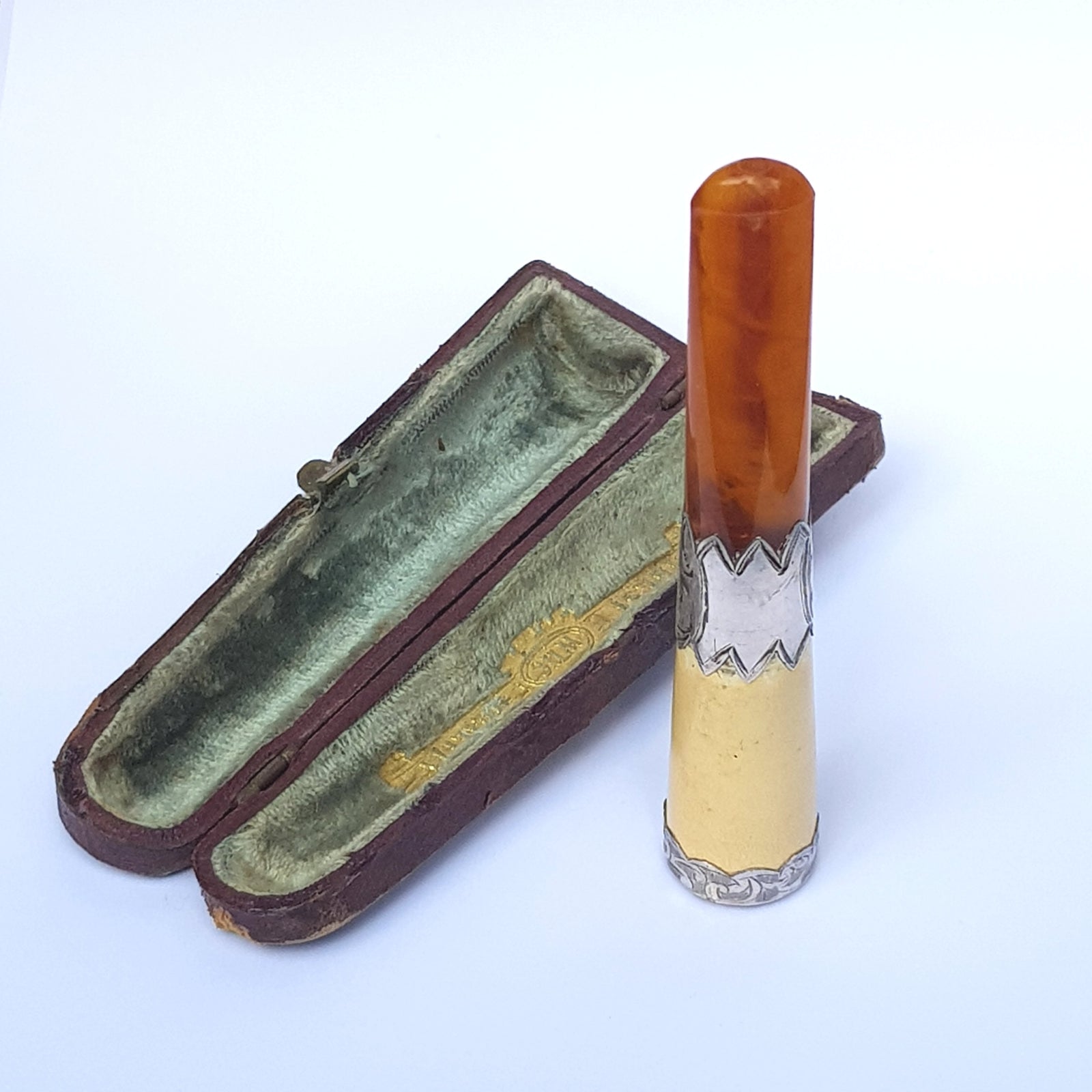 Sterling Silver And Amber Mounted Meerschaum Cheroot Holder In Case Antique Chester Circa 1900