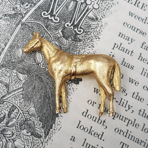 9k Gold Superb Tacked And Saddled Horse Mare Brooch Equestrian Vintage London Circa 1976