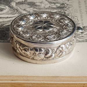 Sterling Silver English Rose And Clover Leaf Round Drum Pill Box Vintage Circa 1980's