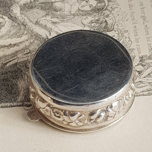 Sterling Silver English Rose And Clover Leaf Round Drum Pill Box Vintage Circa 1980's