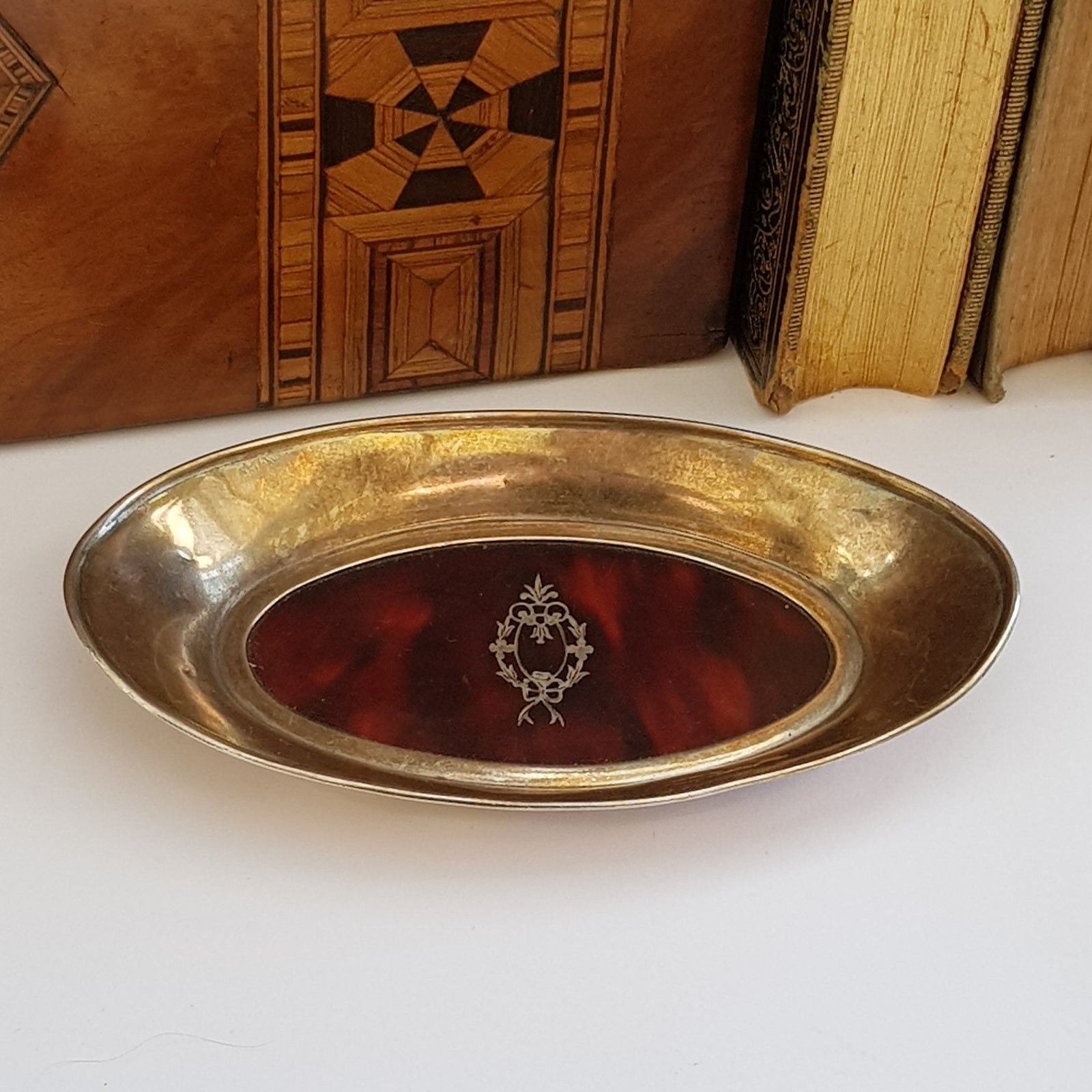 Sterling Silver Trinket Dish With Silver Inlaid Cognac Celluloid Base Antique Birmingham Circa 1926