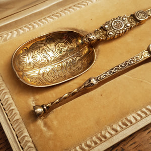 Sterling Silver Box Set Of Replica Royal Anointing Spoons Antique London Circa 1910