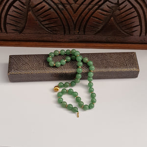 14k Gold Fitted 18 Inch Jade Beaded Necklace Vintage Circa 1970's