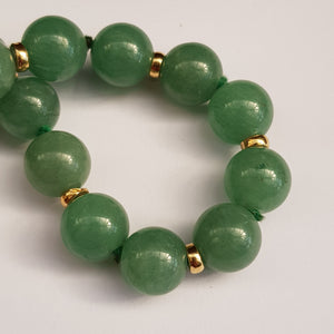 14k Gold Fitted 18 Inch Jade Beaded Necklace Vintage Circa 1970's
