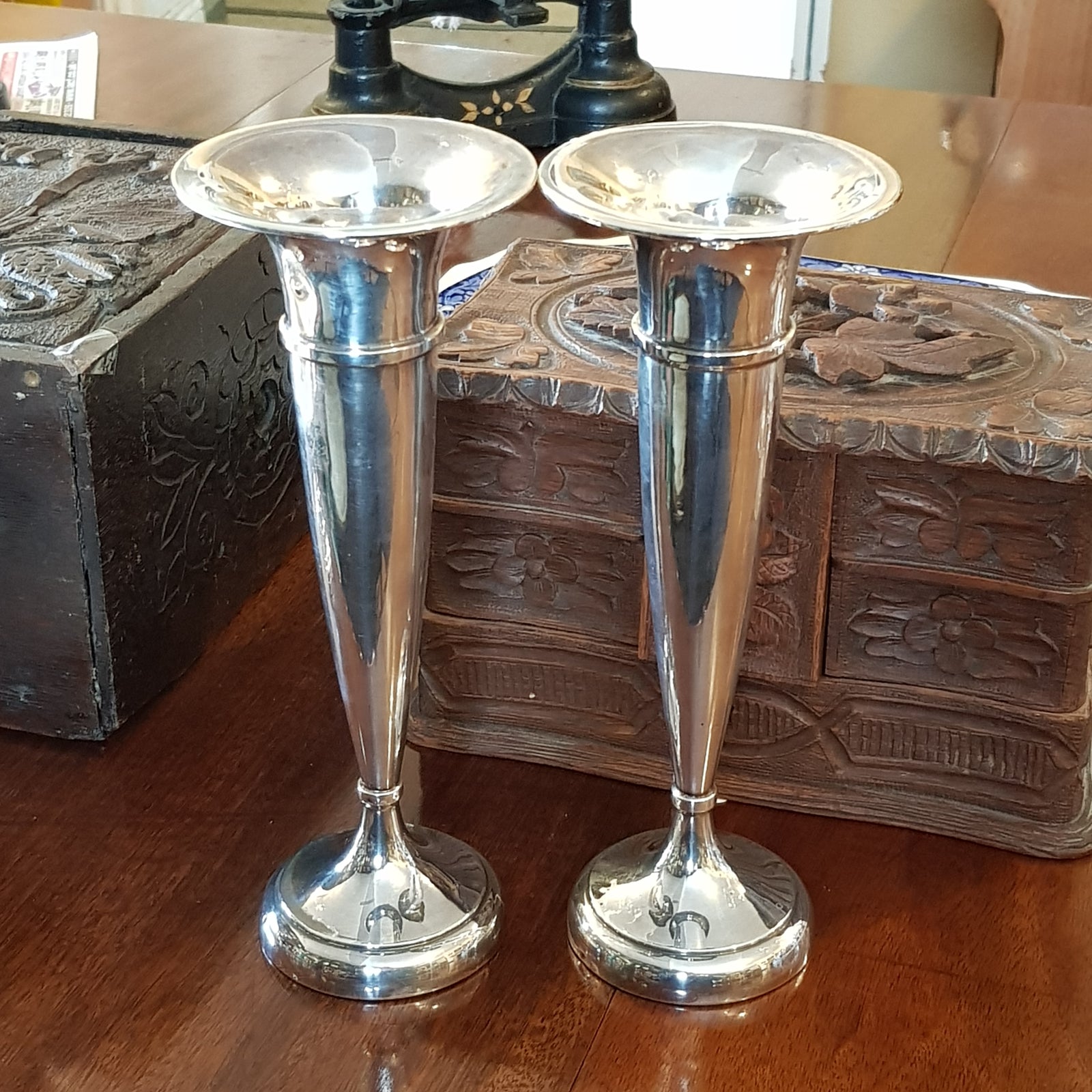 Sterling Silver Good Pair Of Tall Standing Trumpet Vases Antique Birmingham Circa 1919