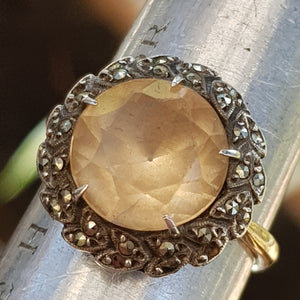 9k Gold Citrine Marcasite Daisy Style Ring Size UK P Vintage circa 1930's