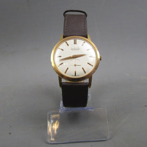 Gold Plated Curtis Manual Wind Dress Watch In Working Condition Vintage c1950