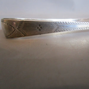 Good Pair Of Sterling Silver Bright Cut Sugar Nips Antique Georgian circa 1795