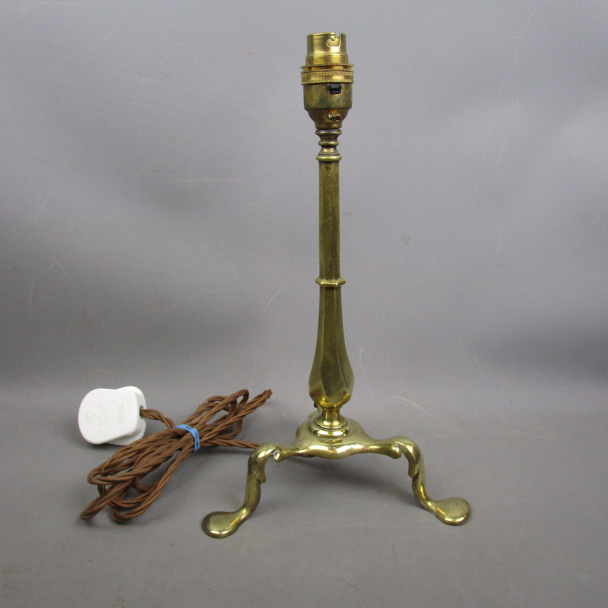 Three Footed Brass Pullmans Design Table Lamp Antique Edwardian c1910