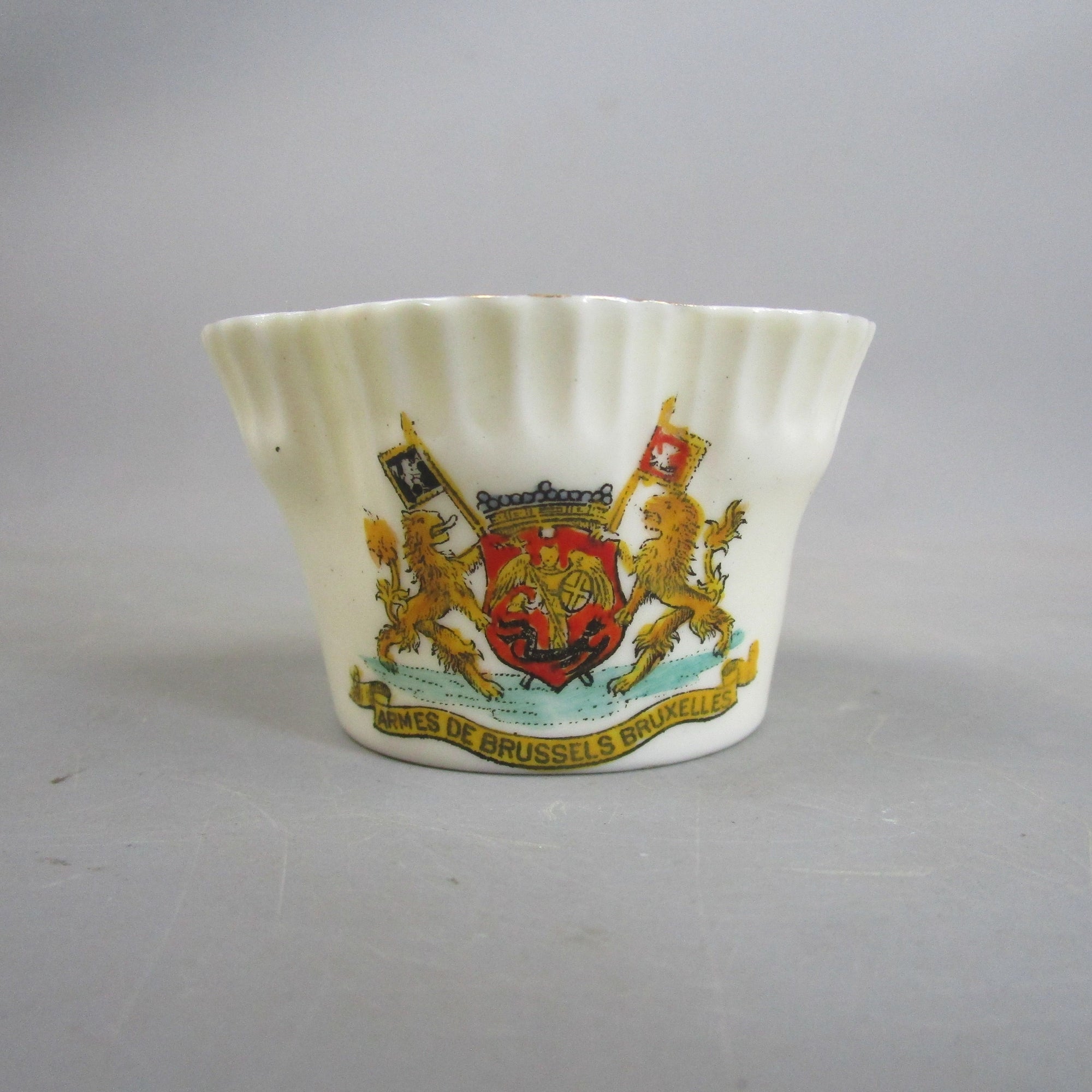 Queens China WWI Crested Ware Armes De Brussels Fluted Pot Antique c1910