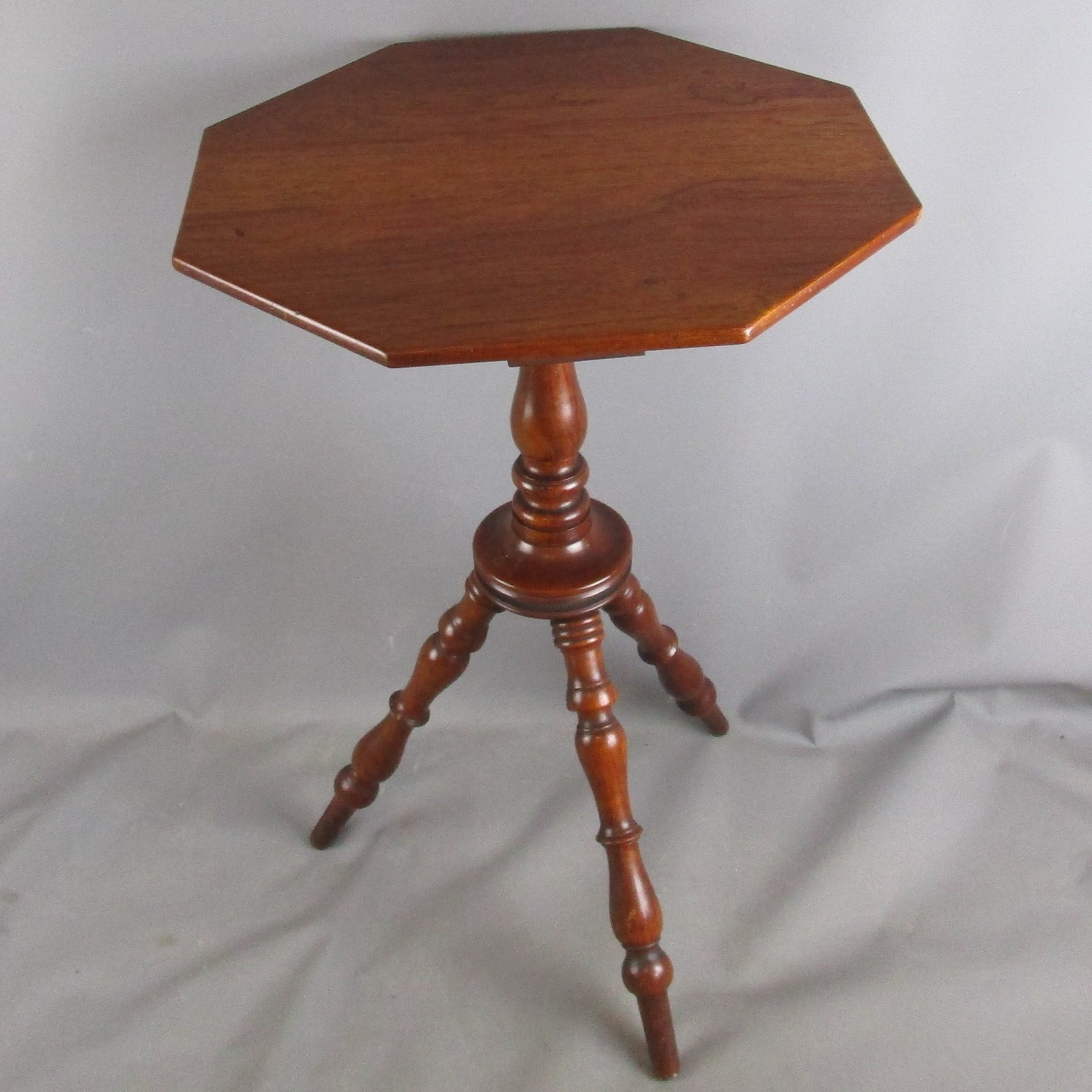 Mahogany Tripod Gypsy Table Antique Victorian c1880