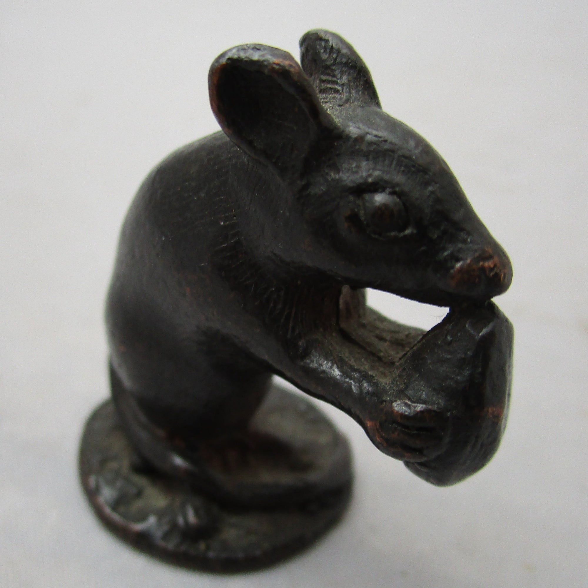 Miniature WRL Bronze Museum Replica Mouse Eating Nut Vintage c1970
