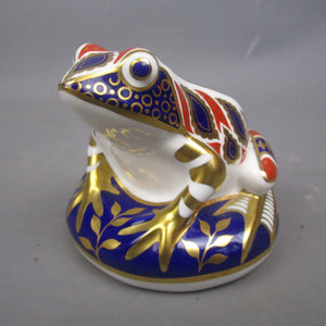 Royal Crown Derby Bone China Frog Paperweight Vintage c1996