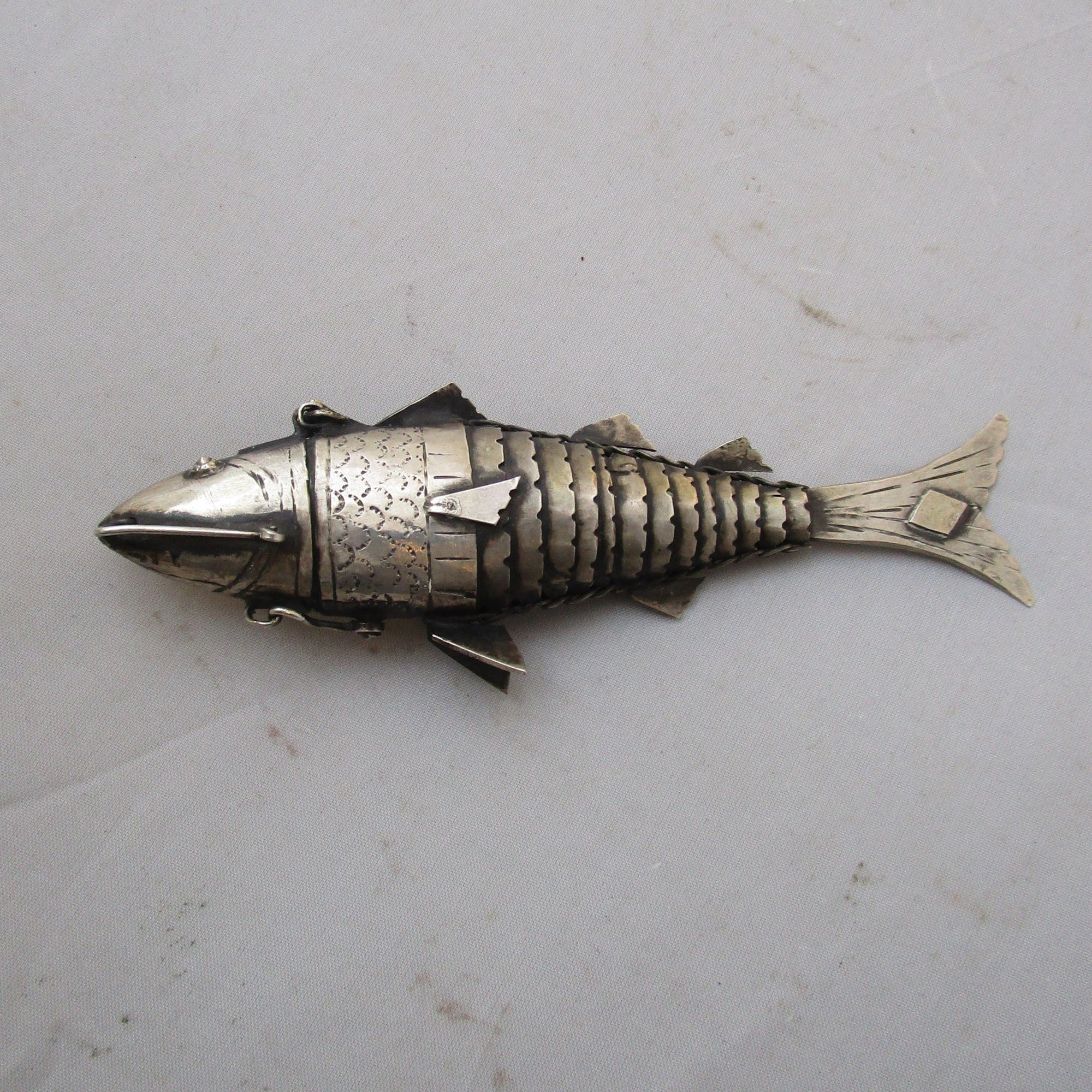 Spanish Sterling Silver Articulated Fish Pill Box Vintage Mid Century c1940