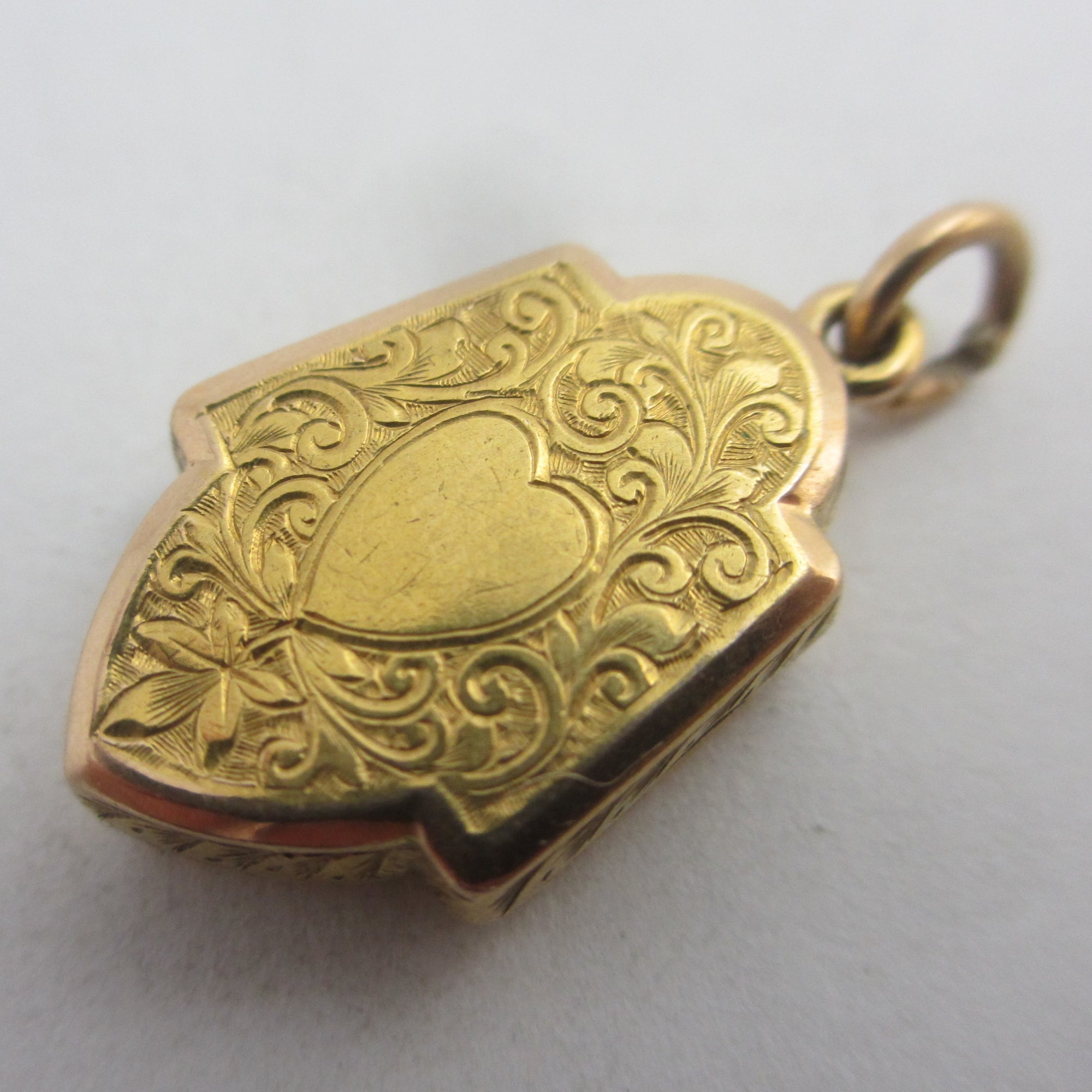 Heart and Ivy Leaves Detail 15k Gold Double Locket Pendant Antique Edwardian 1902