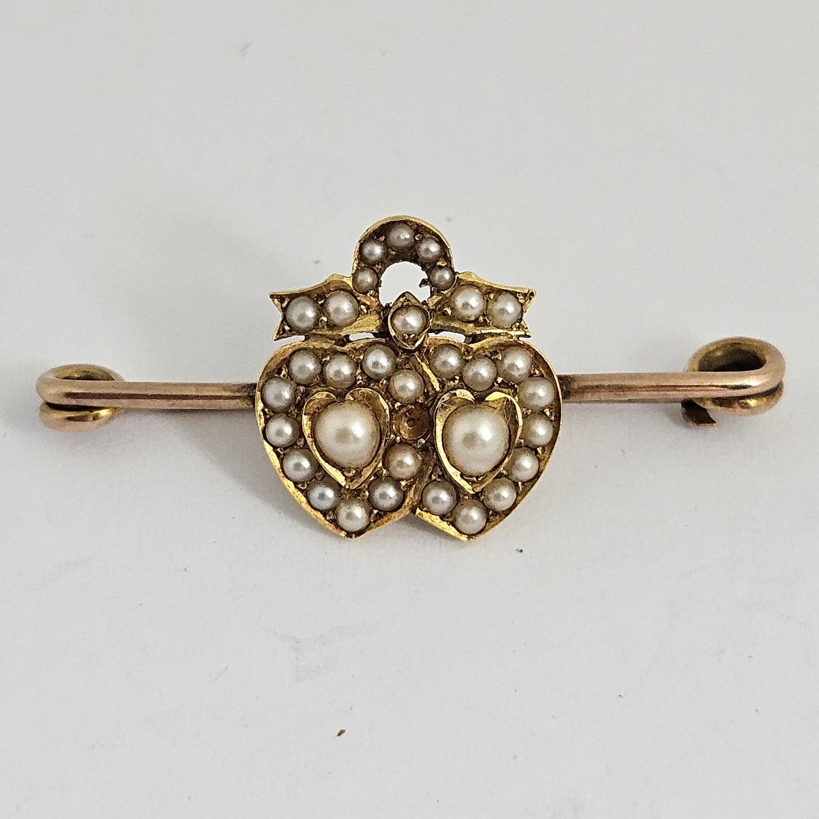 Seed Pearl in 15k Gold Double Heart Brooch Pin Antique Victorian c1890