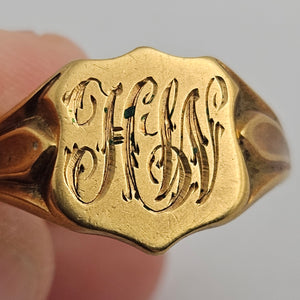 Antique 18k Gold Shield Signet Ring Size UK R English Hallmark 1918