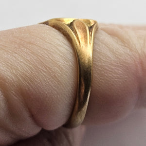 Antique 18k Gold Shield Signet Ring Size UK R English Hallmark 1918