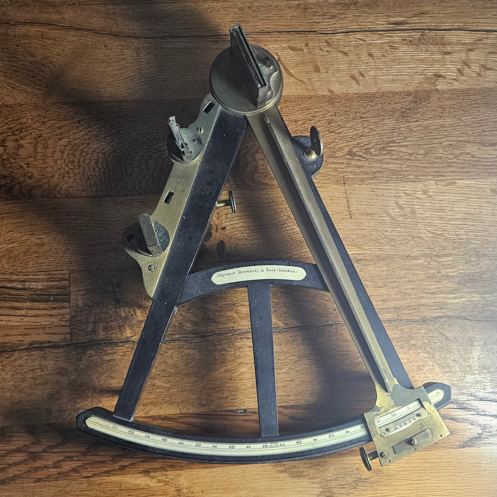 Early 19th Century Spencer Browning & Rust of London Ebony & Brass Octant Antique