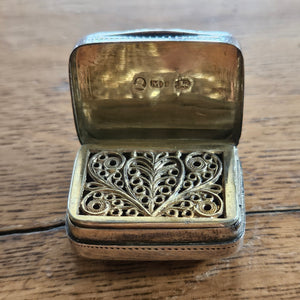 English Sterling Silver Vinaigrette Box by Matthew Linwood Antique Georgian 1810