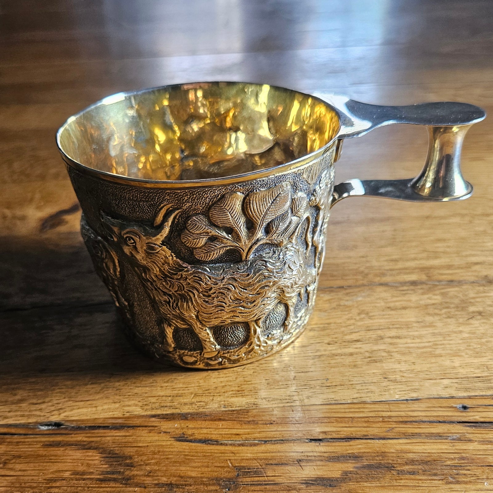 Classical Greek Cup in English Sterling Silver by George Nathan & Ridley Hayes Antique Edwardian