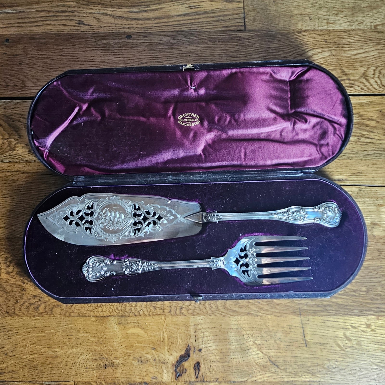 Silver Plate Fish Serves Moroccan Leather Original Box Antique Victorian