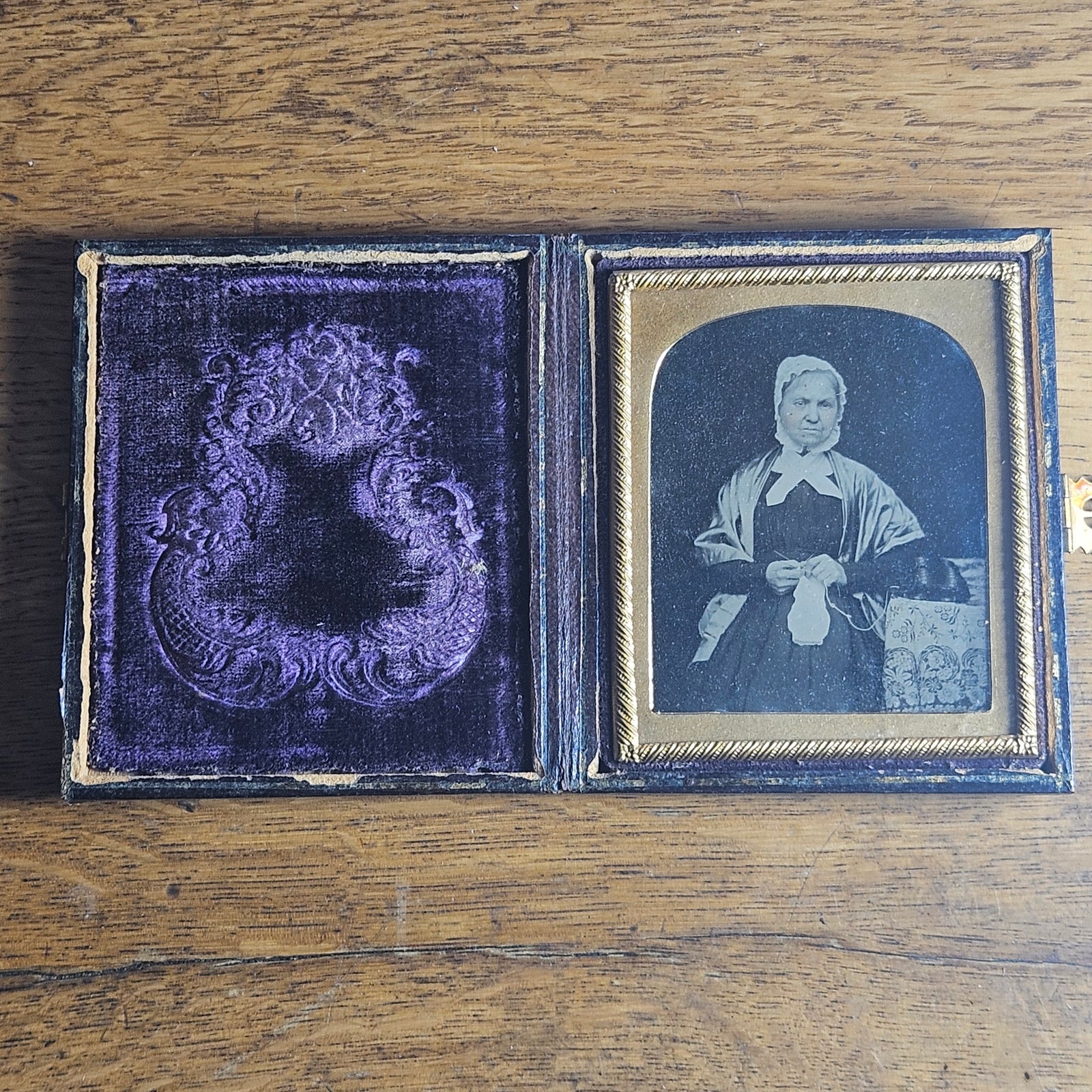 Early Cased Daguerrotype Photograph Photo of a Lady Antique Victorian c1860