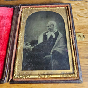 Early Cased Daguerrotype Photograph Photo of a Lady Antique Victorian c1860