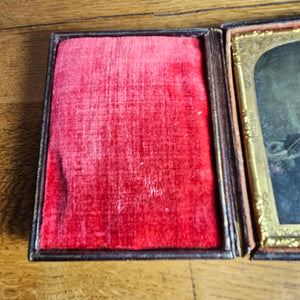 Early Cased Daguerrotype Photograph Photo of a Lady Antique Victorian c1860
