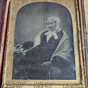Early Cased Daguerrotype Photograph Photo of a Lady Antique Victorian c1860