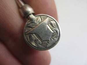 Napkin Clip in English Sterling Silver Antique Victorian 1900