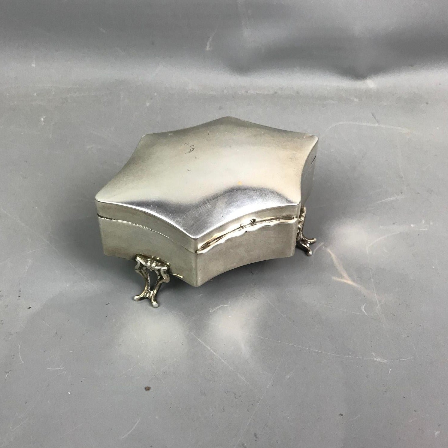 T.H Hazlewood Sterling Silver Four Footed Jewellery Box Birmingham 1914