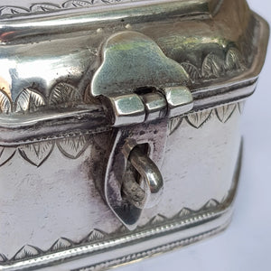 Islamic Silver Spice Myrrh Box With Latch Clasp And Lock Ring Antique circa 1910