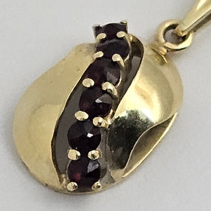 Garnet in 14k Gold Pendant Vintage c1980