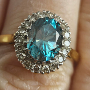 Blue Topaz and Diamond 18k Gold Cluster Ring Vintage