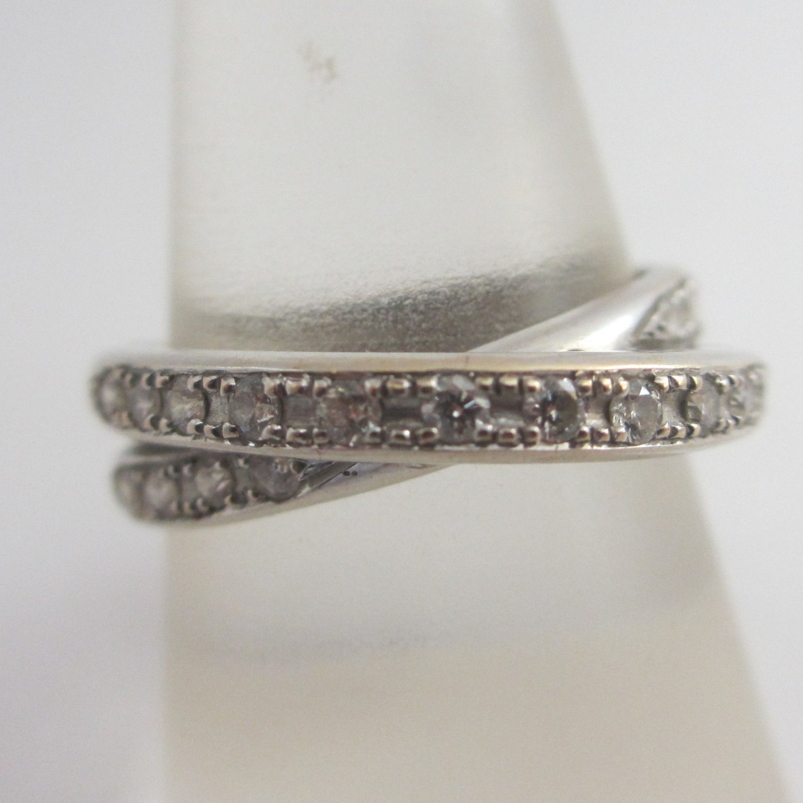 Diamond in 18k White Gold Twist Cross Ring Size UK P+ Vintage c1980