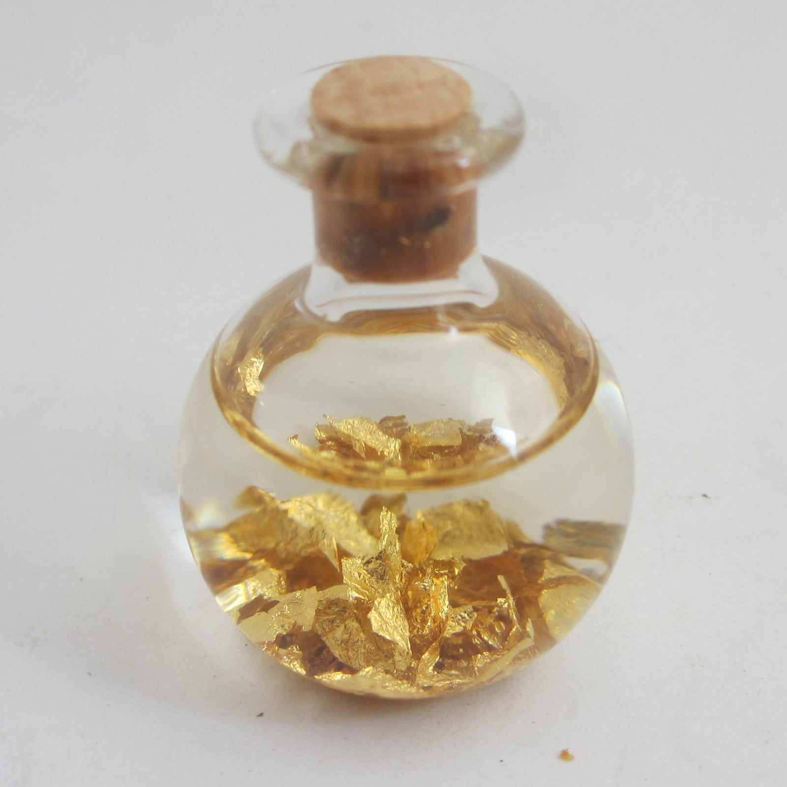 Bottle of 22k Gold Flakes Vintage c1980