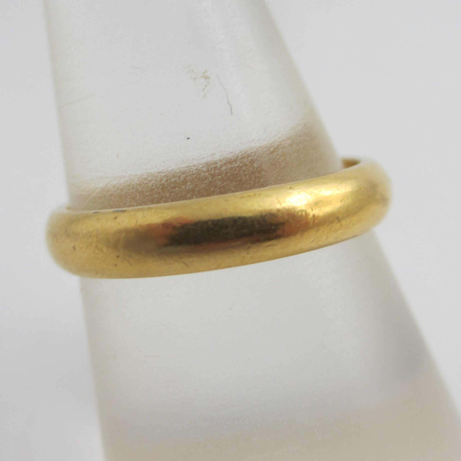 English 22k Gold Wedding Band Marriage Ring Vintage 1964 Size UK M