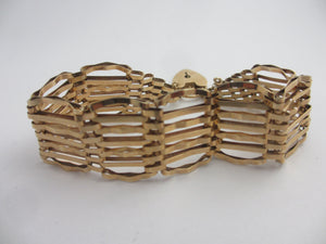 7 Bar Gate Bracelet in 9k Gold heart Padlock Clasp Vintage 1981