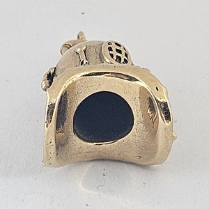 Deep Sea Divers Helmet 9k Gold Charm or Pendant Vintage c1960