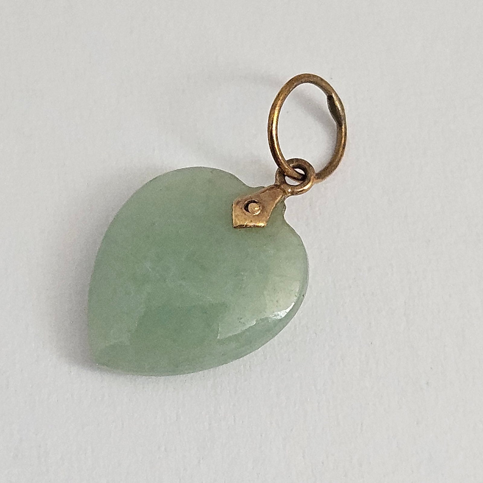 Chinese Jade Heart 14k Gold Bale Pendant Charm Vintage c1930