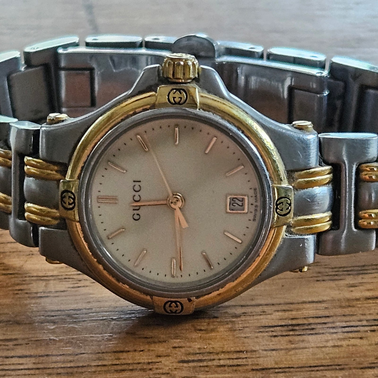 Vintage Gucci Wrist Watch
