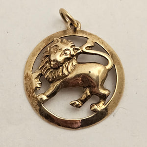Leo the Lion Zodiac Star Sign 9k Gold Pendant or Charm Vintage English Hallmark