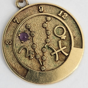 Pisces Zodiac Talisman Cabochon Amethyst 9k Gold Pendant Vintage c1970