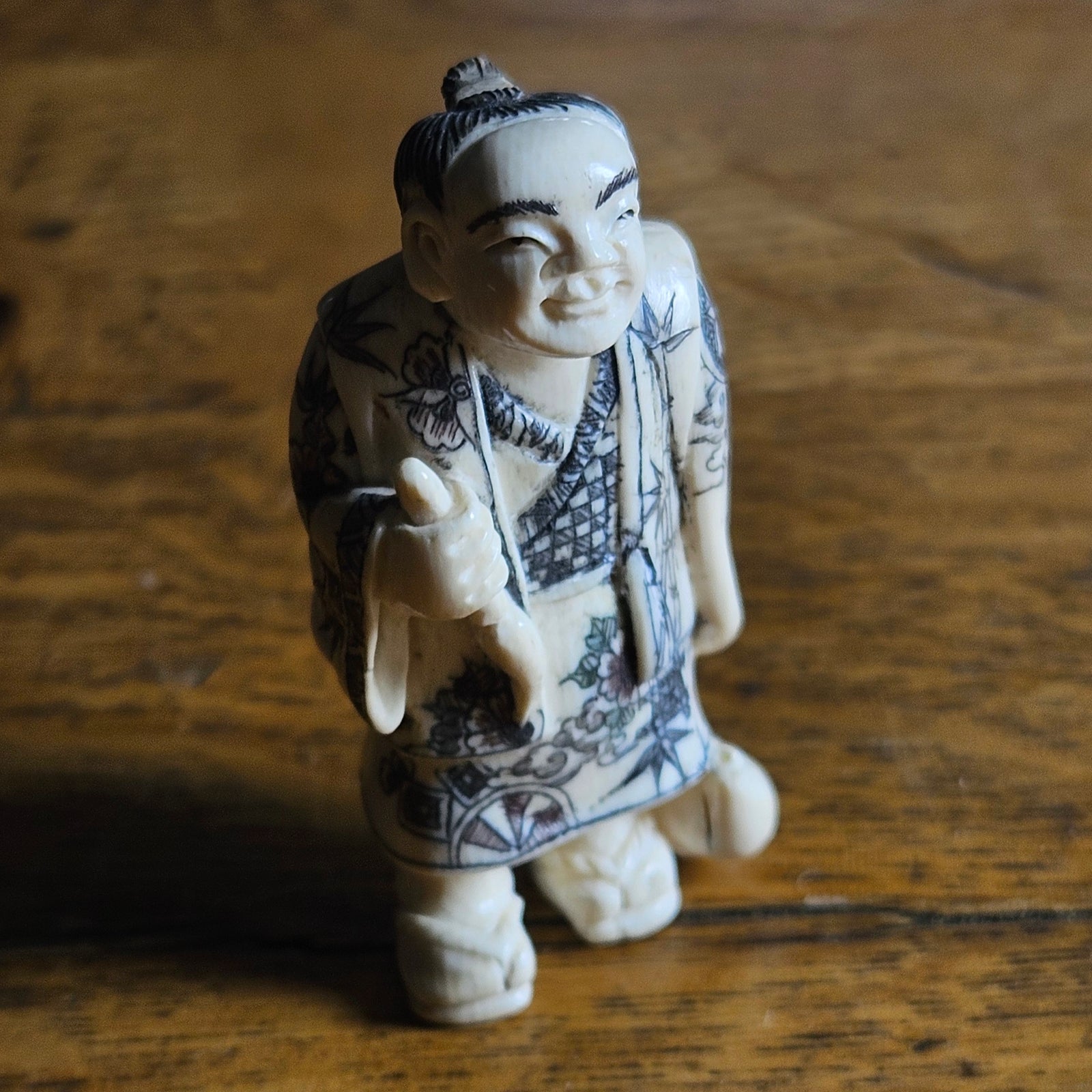 Carved Bone Japanese Netsuke Figure Vintage