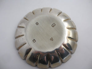 English Sterling Silver Coin Dish or Tray in the shape of a Daisy Flower Vintage 1978 by Wakely & Wheeler
