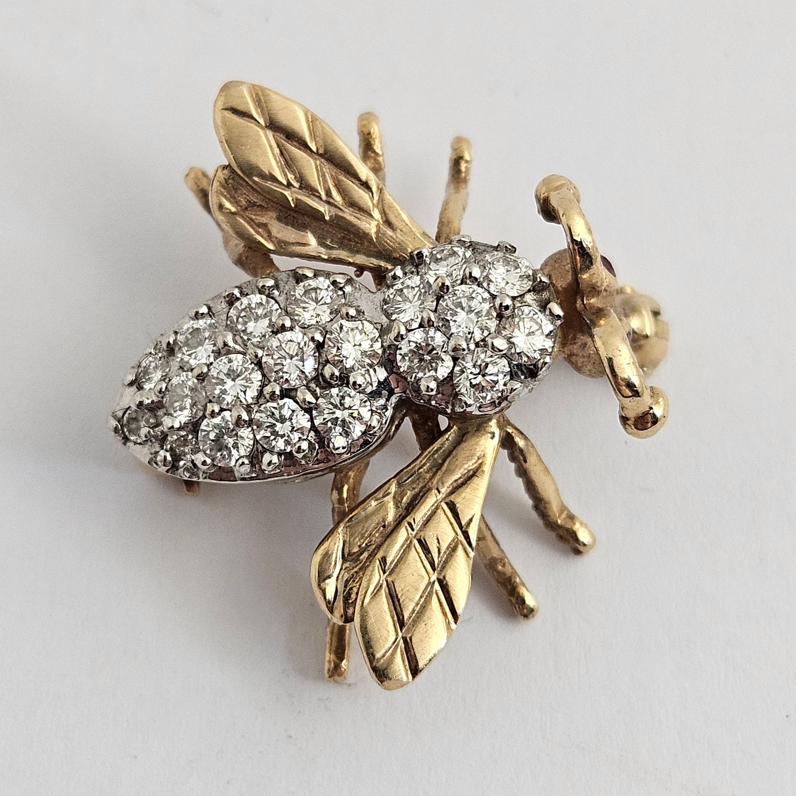 Diamond in 14k Gold Bumble Bee Brooch Pin Vintage