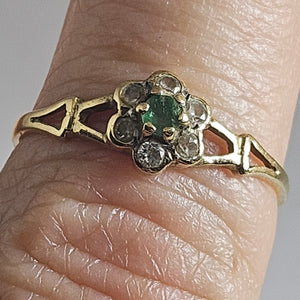 9k Gold Emerald and Diamond Paste Ring Size UK N Vintage c1980