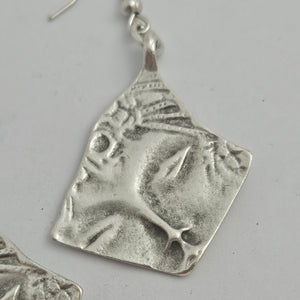 Ladies Face Dangling Silver Plate Drop Earrings Vintage